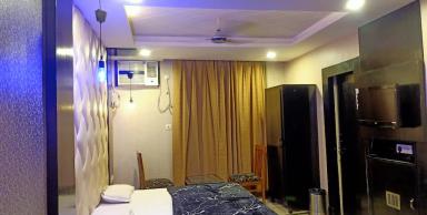 hotel room main image