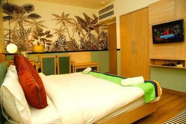 hotel room main image