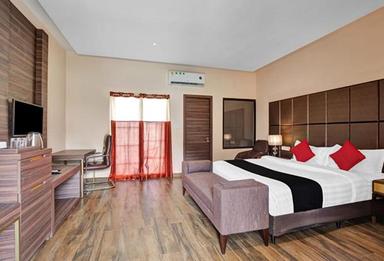 hotel room main image