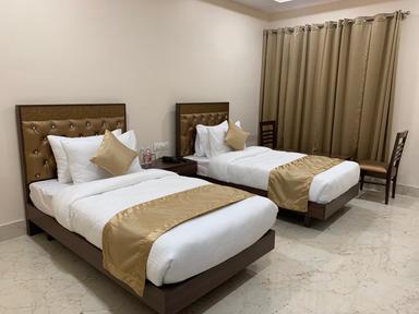 hotel room main image