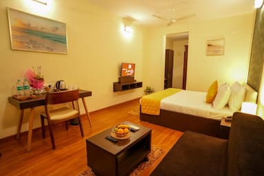 hotel room main image