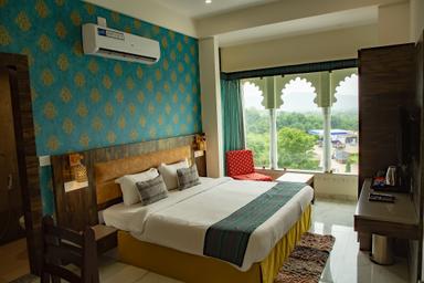 hotel room main image