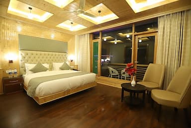 hotel room main image