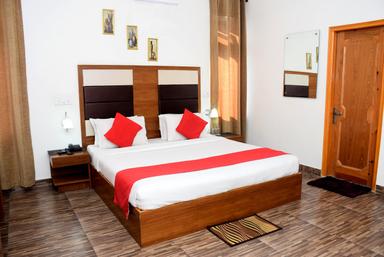 hotel room main image