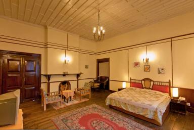 hotel room main image
