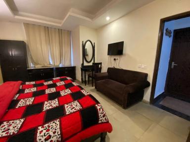 hotel room main image