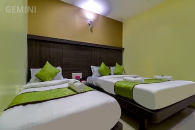 hotel room main image