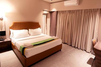 hotel room main image