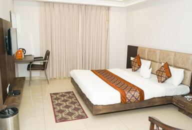hotel room main image