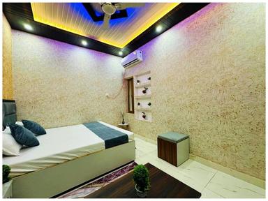 hotel room main image
