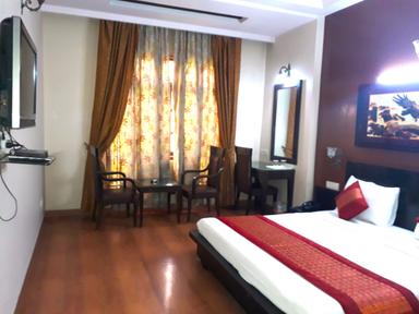 hotel room main image