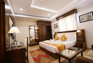 hotel room main image
