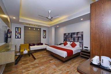 hotel room main image
