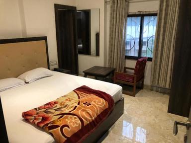 hotel room main image