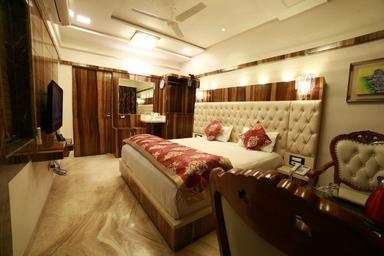 hotel room main image