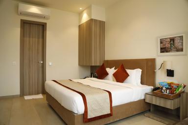 hotel room main image
