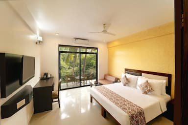 hotel room main image