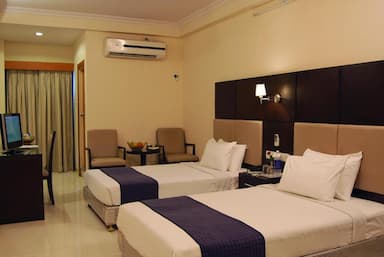 hotel room main image