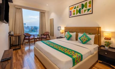 hotel room main image