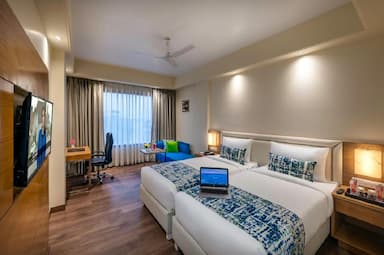 hotel room main image