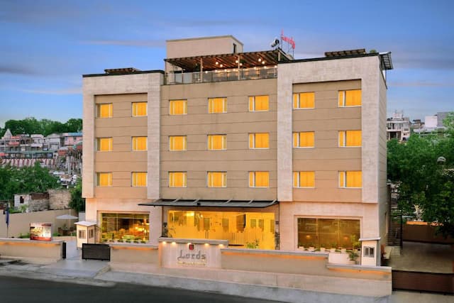 hotel-image