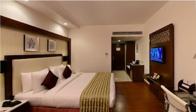 hotel room main image