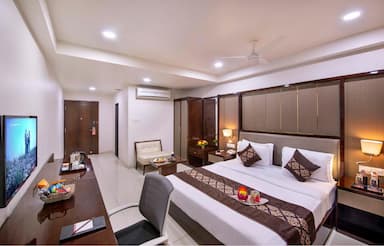 hotel room main image
