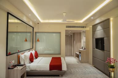 hotel room main image