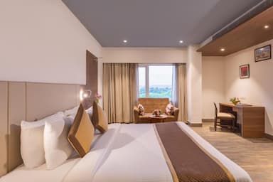 hotel room main image