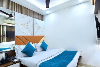 hotel room main image