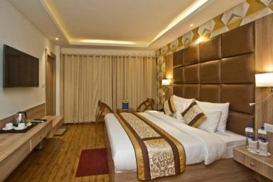 hotel room main image