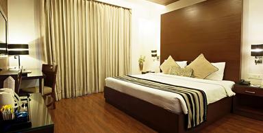 hotel room main image