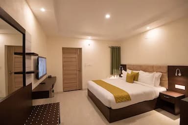 hotel room main image