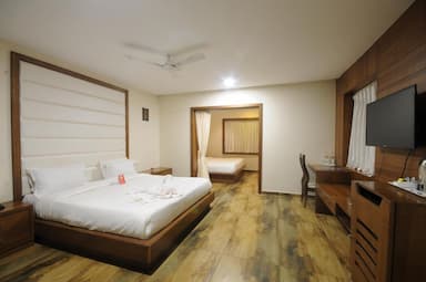 hotel room main image
