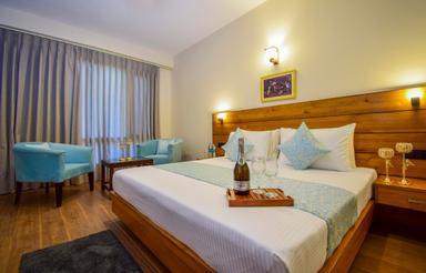 hotel room main image