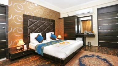 hotel room main image