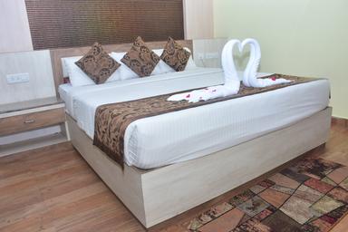 hotel room main image