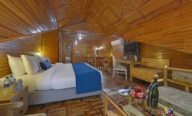 hotel room main image