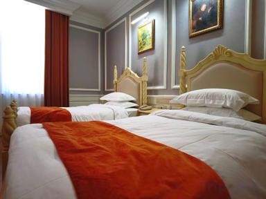 hotel room main image