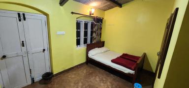 hotel room main image