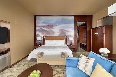 hotel room main image