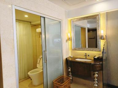 hotel room main image