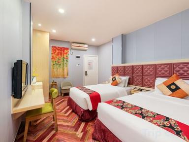 hotel room main image