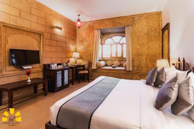 hotel room main image