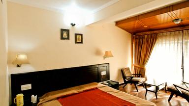 hotel room main image