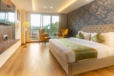 hotel room main image