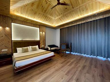 hotel room main image