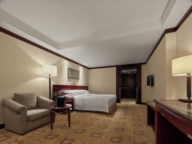 hotel room main image