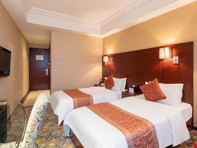 hotel room main image