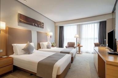 hotel room main image